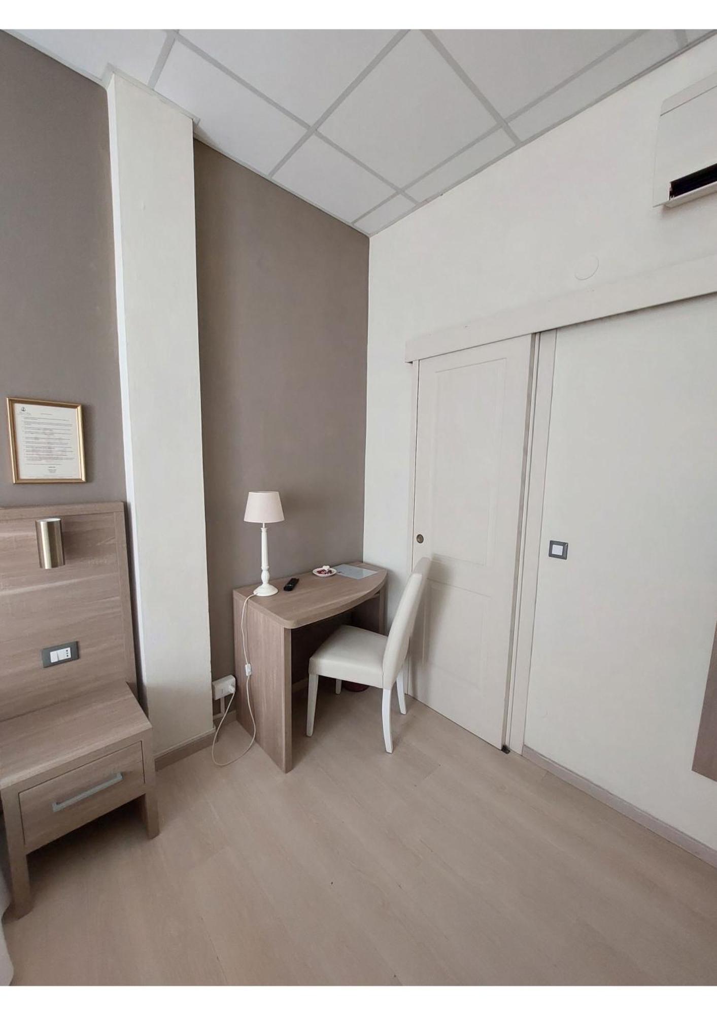 Hotel Tina Diano Marina Exterior photo