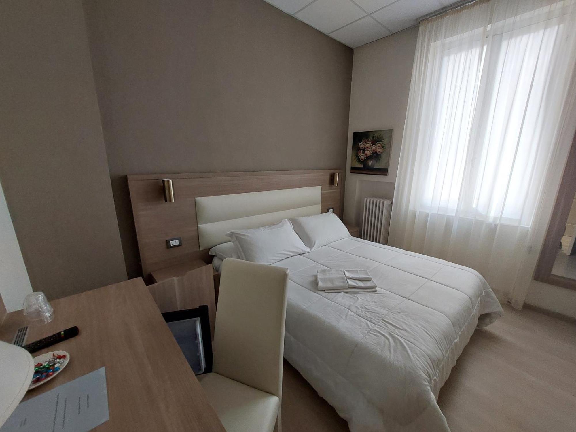 Hotel Tina Diano Marina Exterior photo