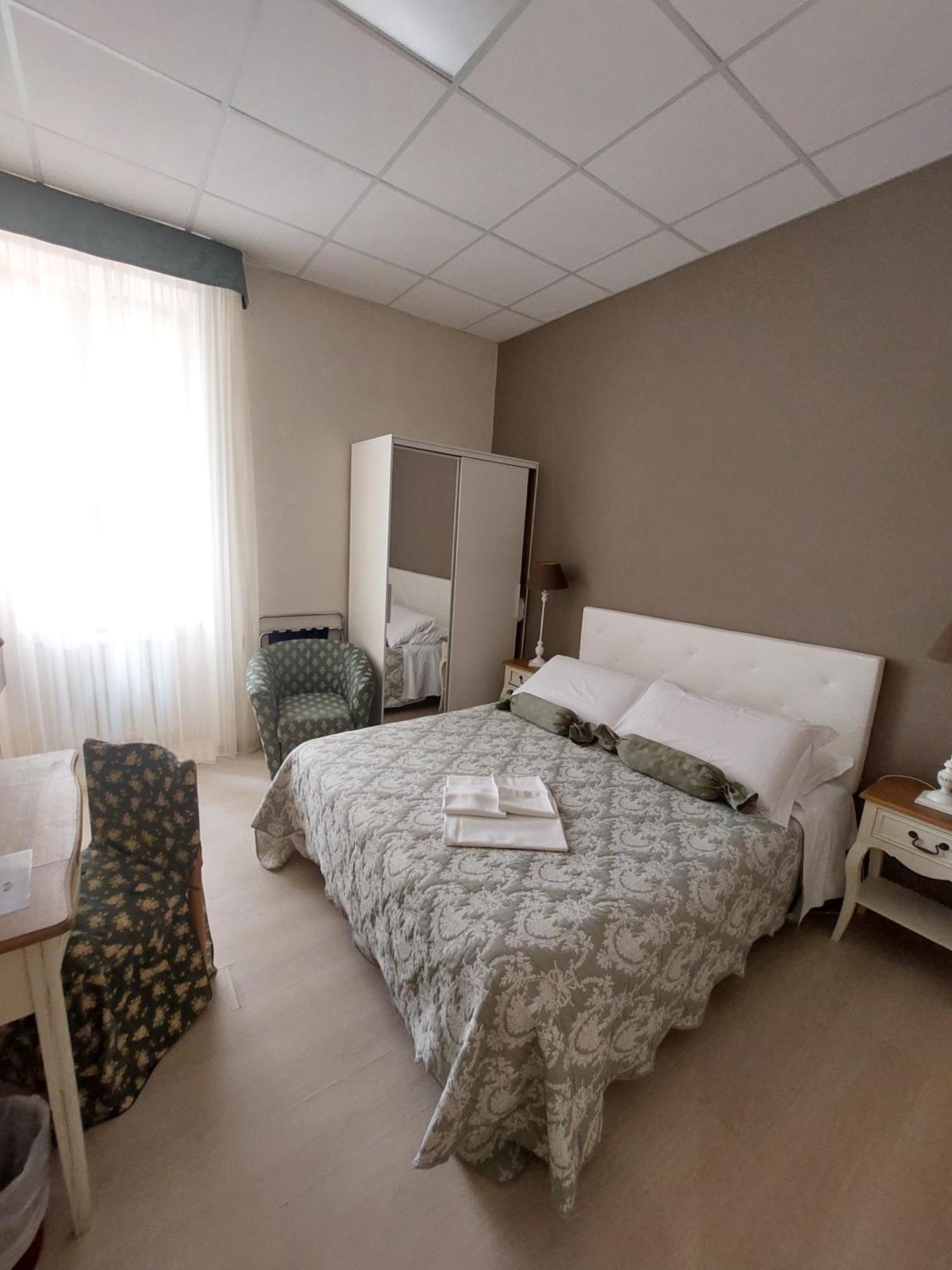Hotel Tina Diano Marina Exterior photo